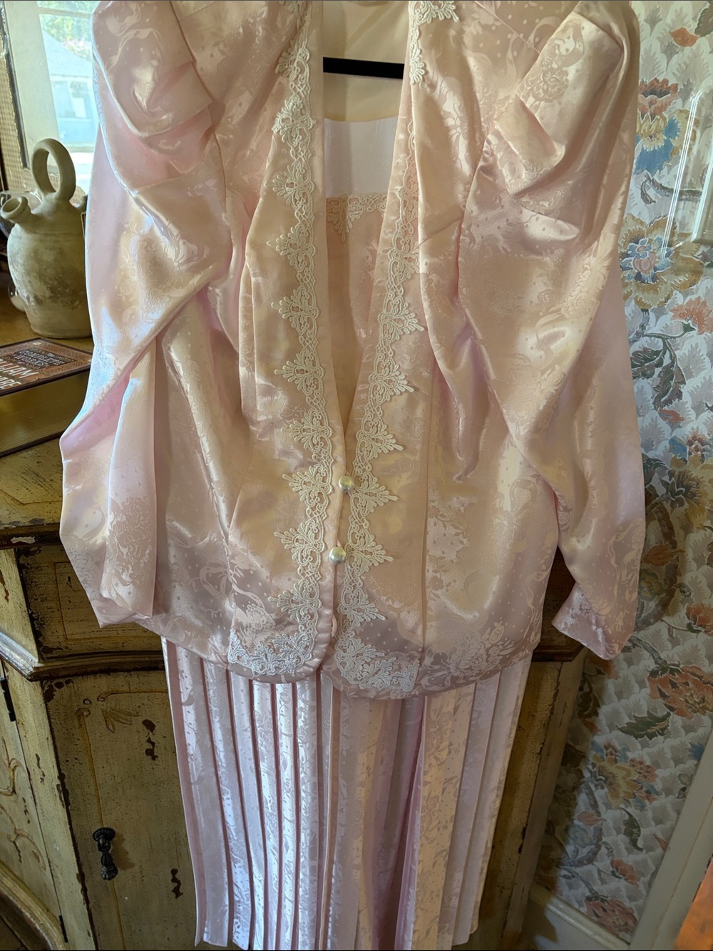Scott McClintock Pale Pink Satin Lace Trim Two-Piece Set